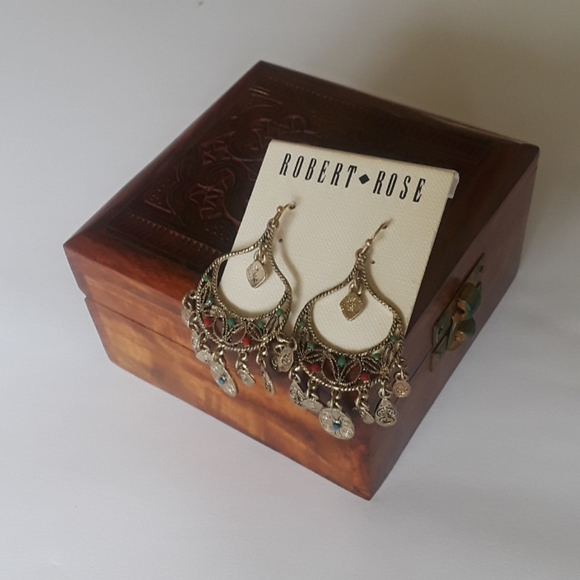 Earings costume jewelry - Picture 3 of 3